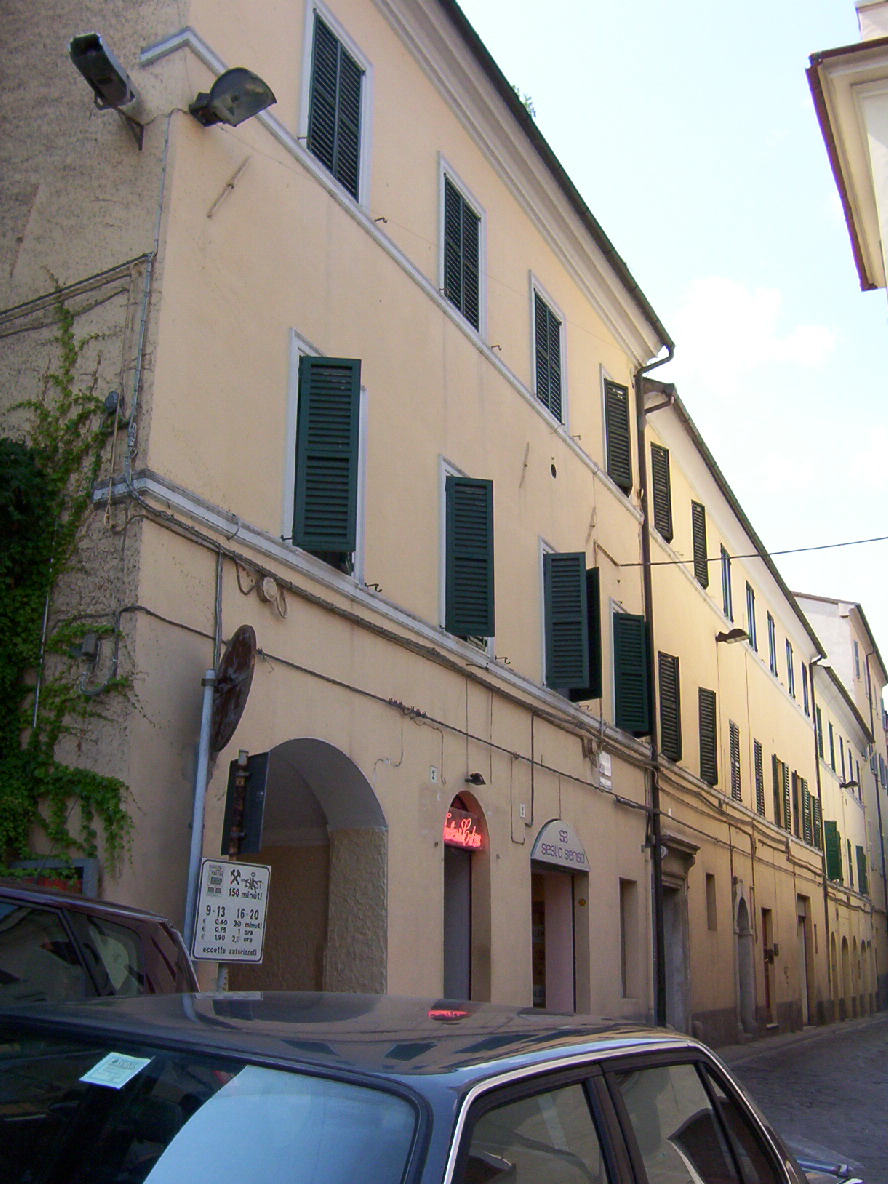 Casa in linea