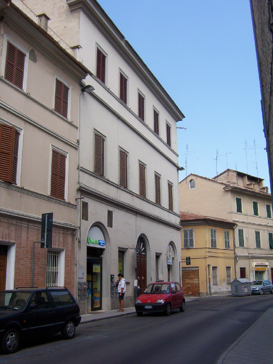 Casa in linea
