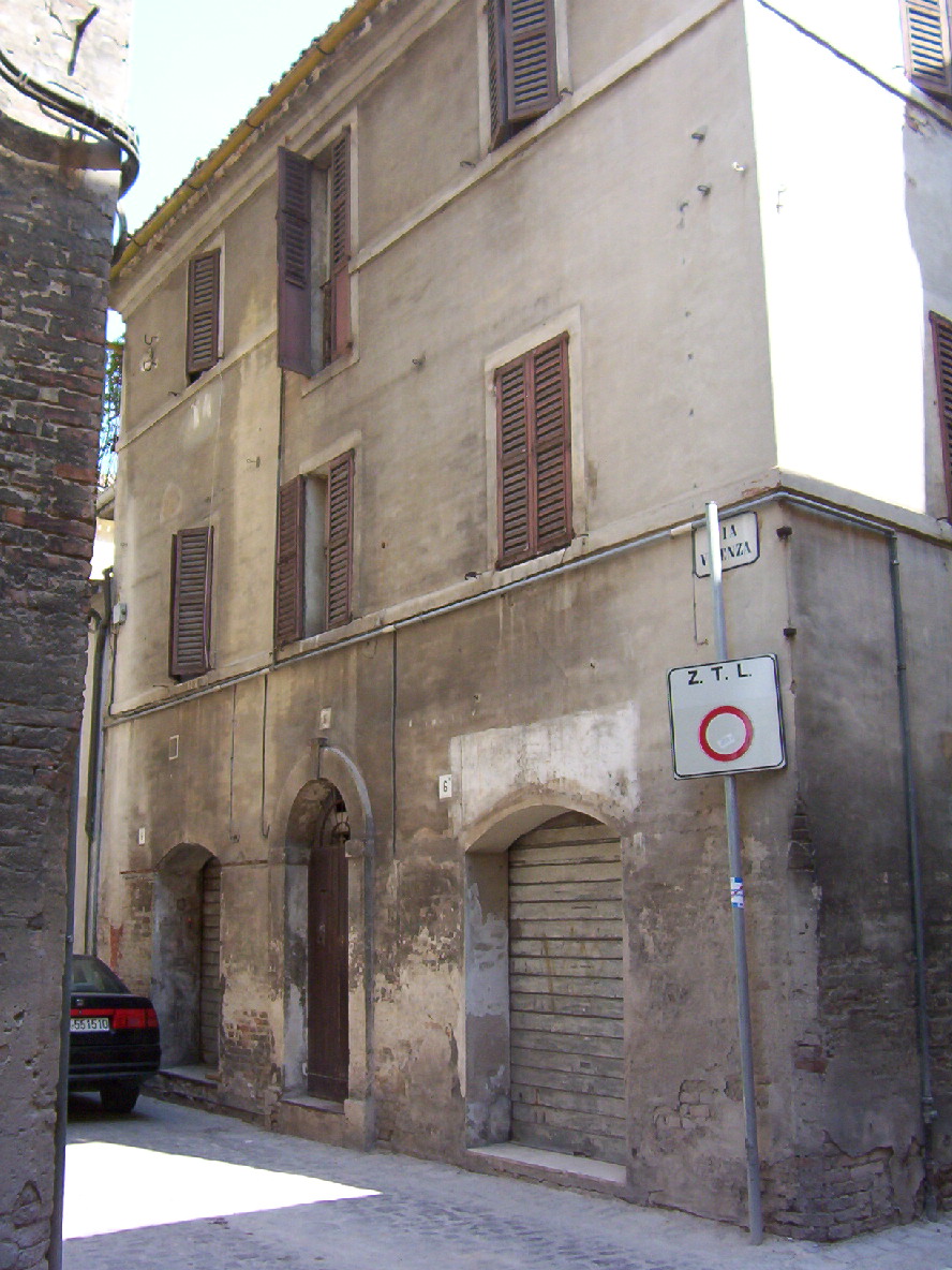 Casa in linea