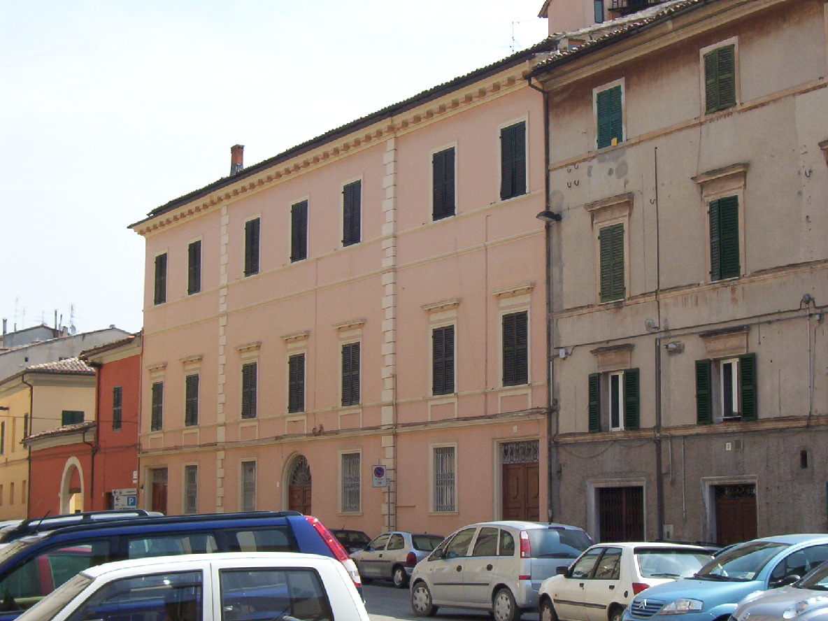 Casa in linea