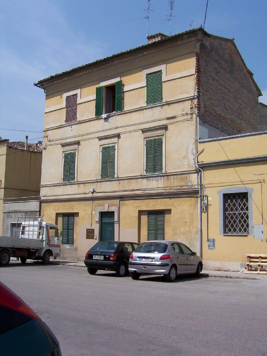 Casa in linea