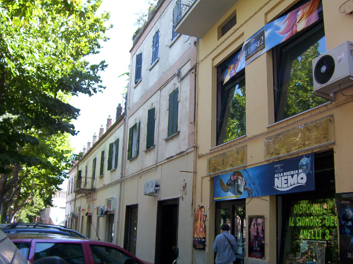 Casa in linea con copertura a terrazza