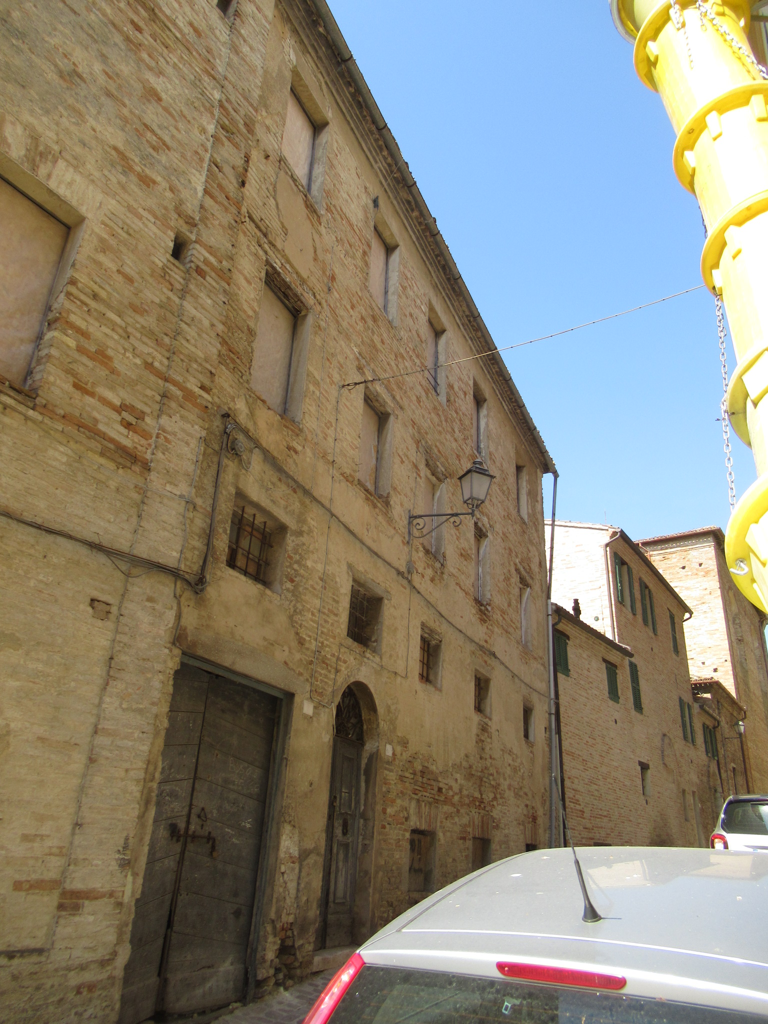 palazzo, gentilizio, Palazzo Gambini, Palazzo Gambini