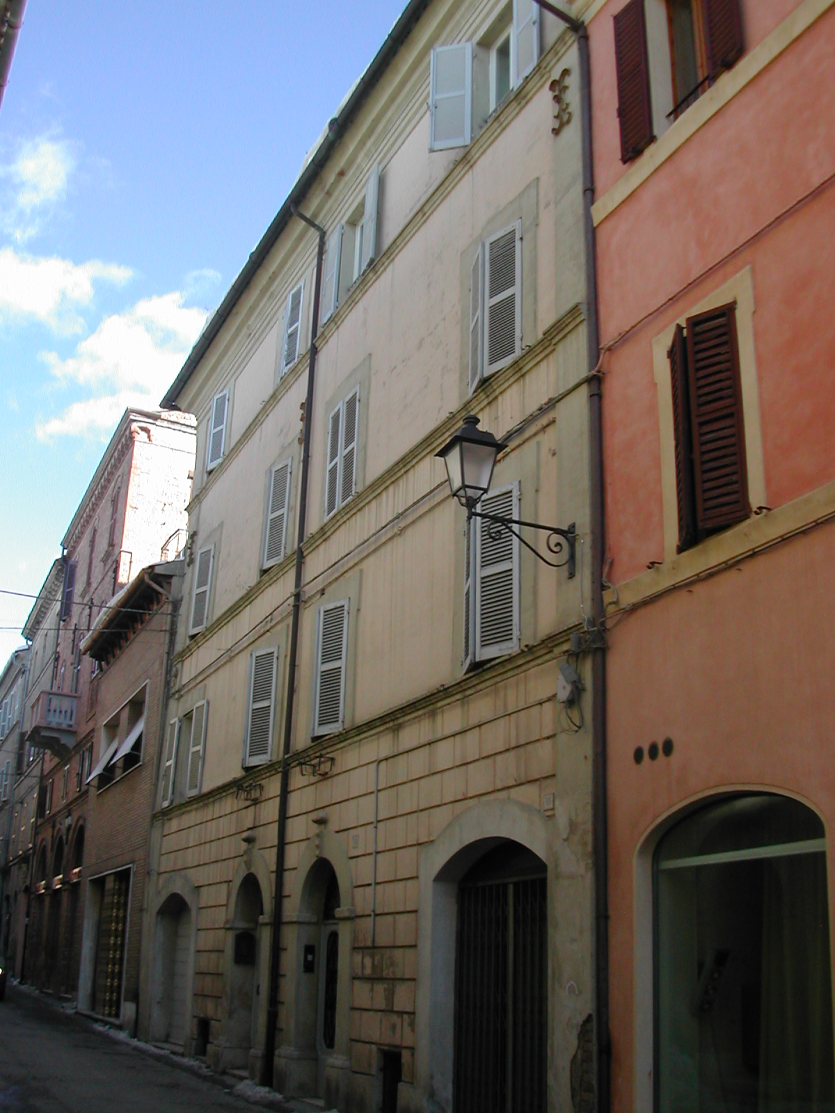 Palazzetto in Via Gramsci, 51