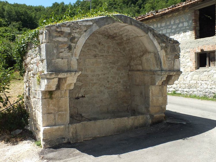 Fonte di Luco