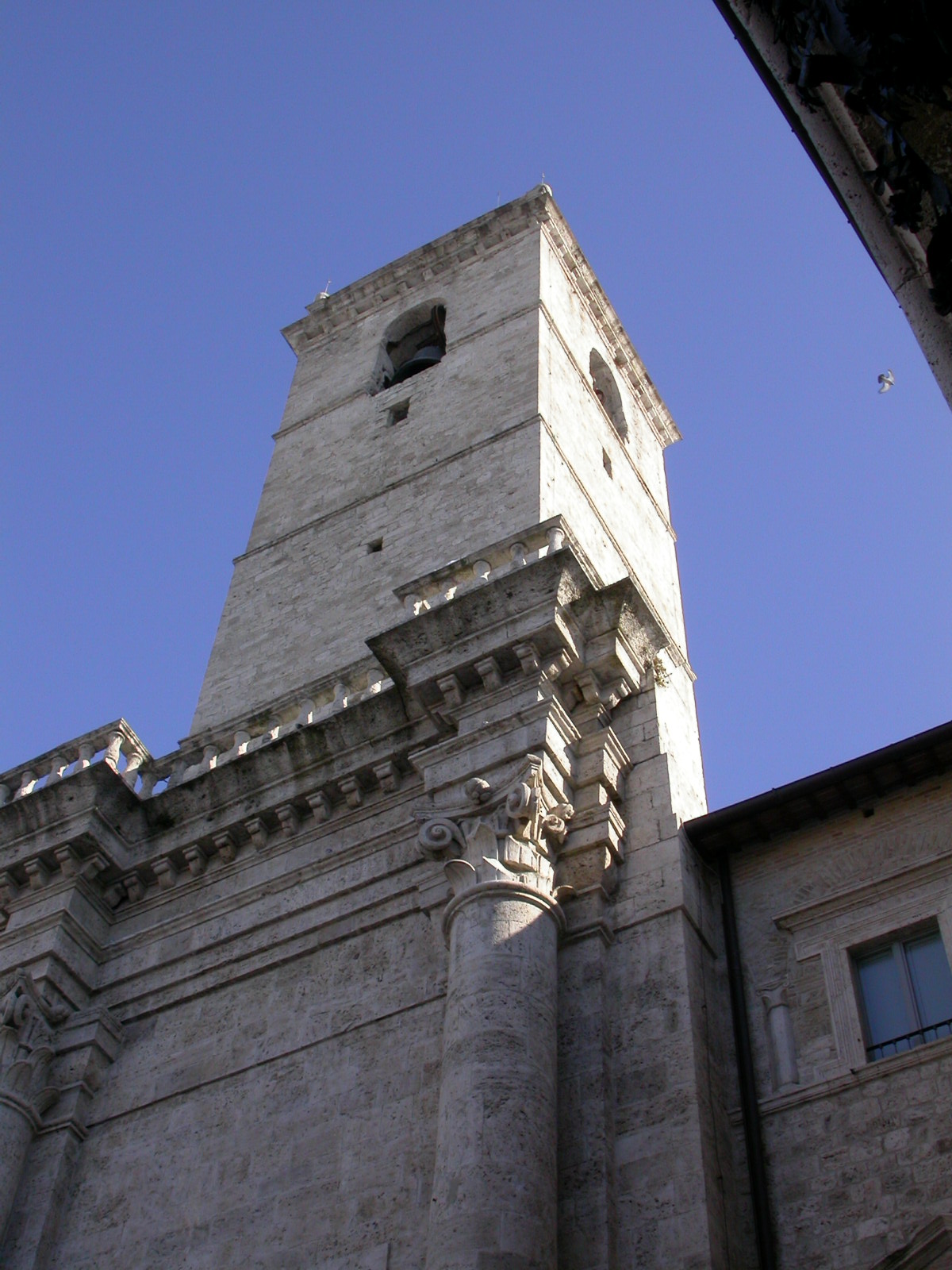 Campanile della Chiesa di S. Emidio