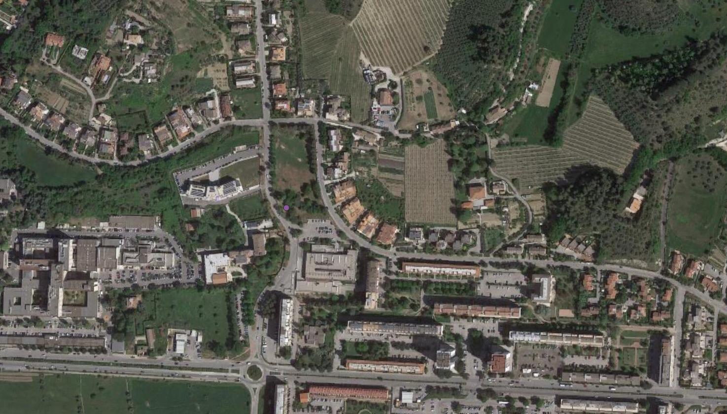 area di materiale mobile, area di frammenti fittili e materiali da costruzione, tombe