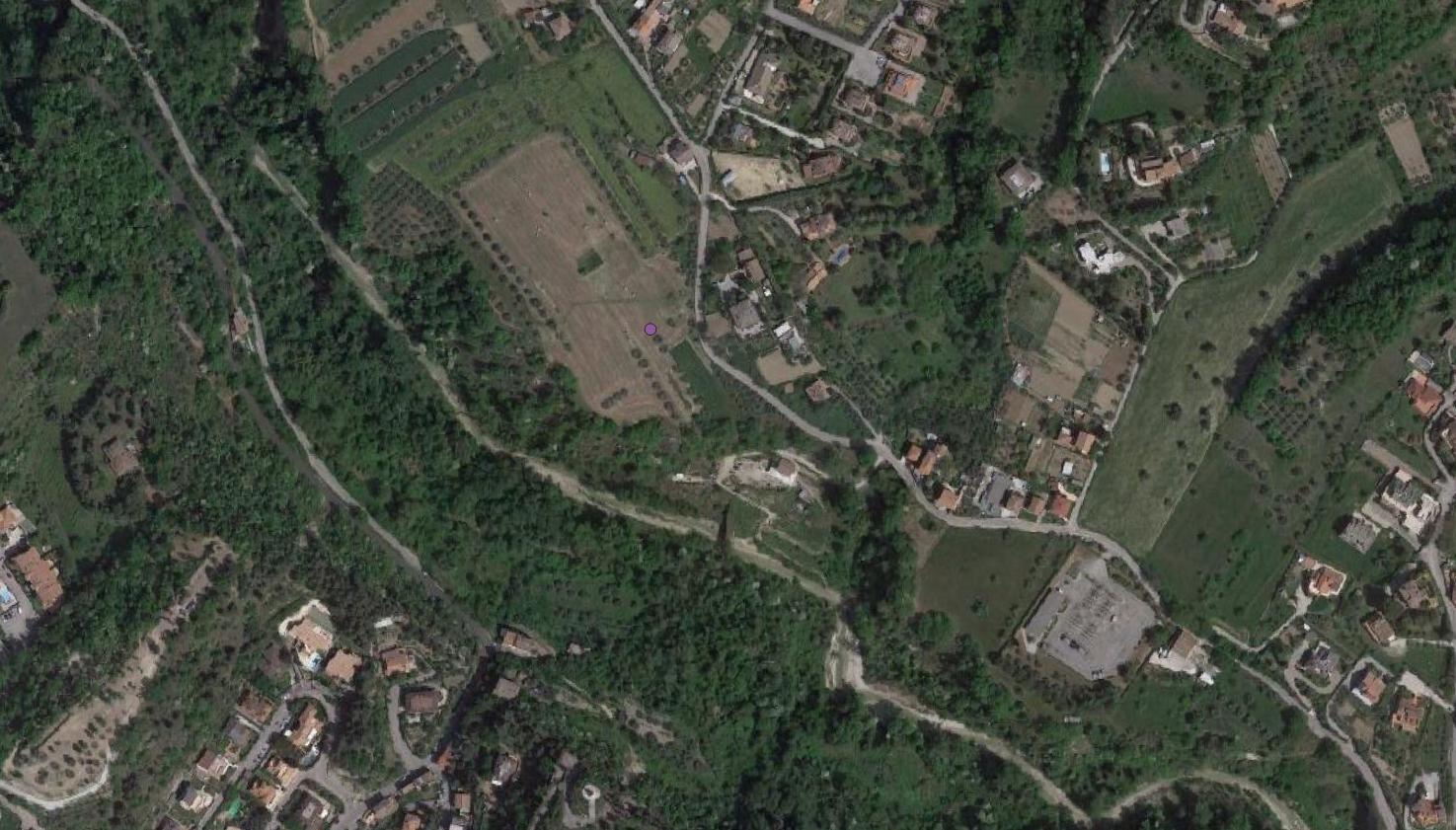 ritrovamento sporadico, frammenti fittili
