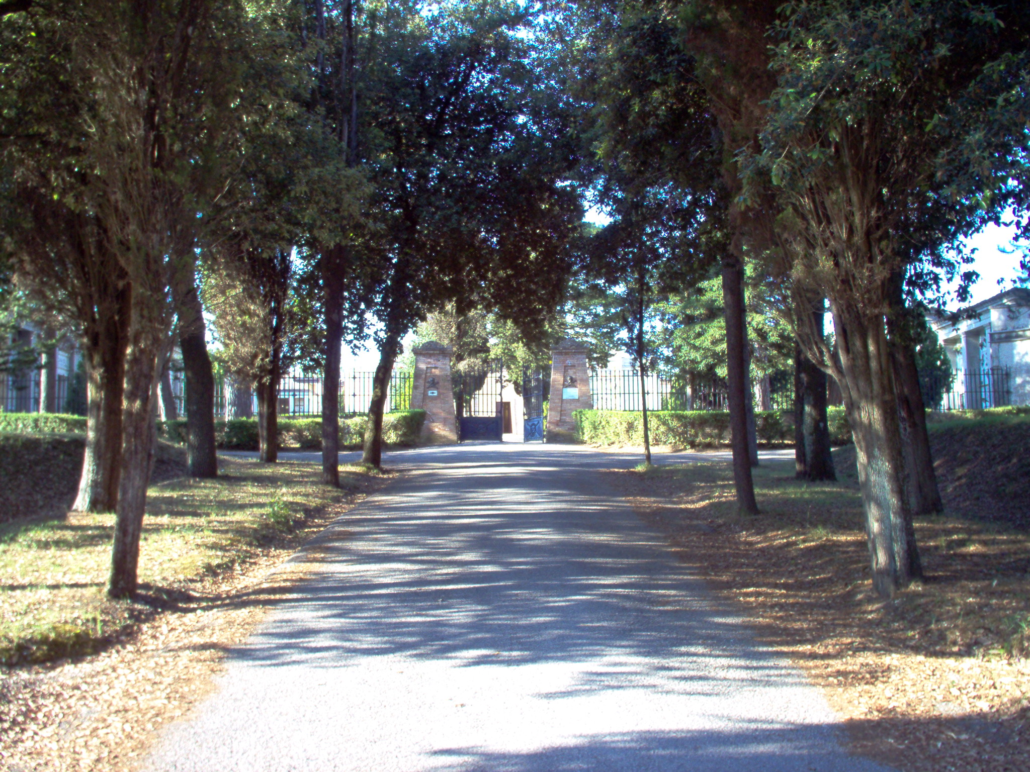 Cimitero di Comunanza