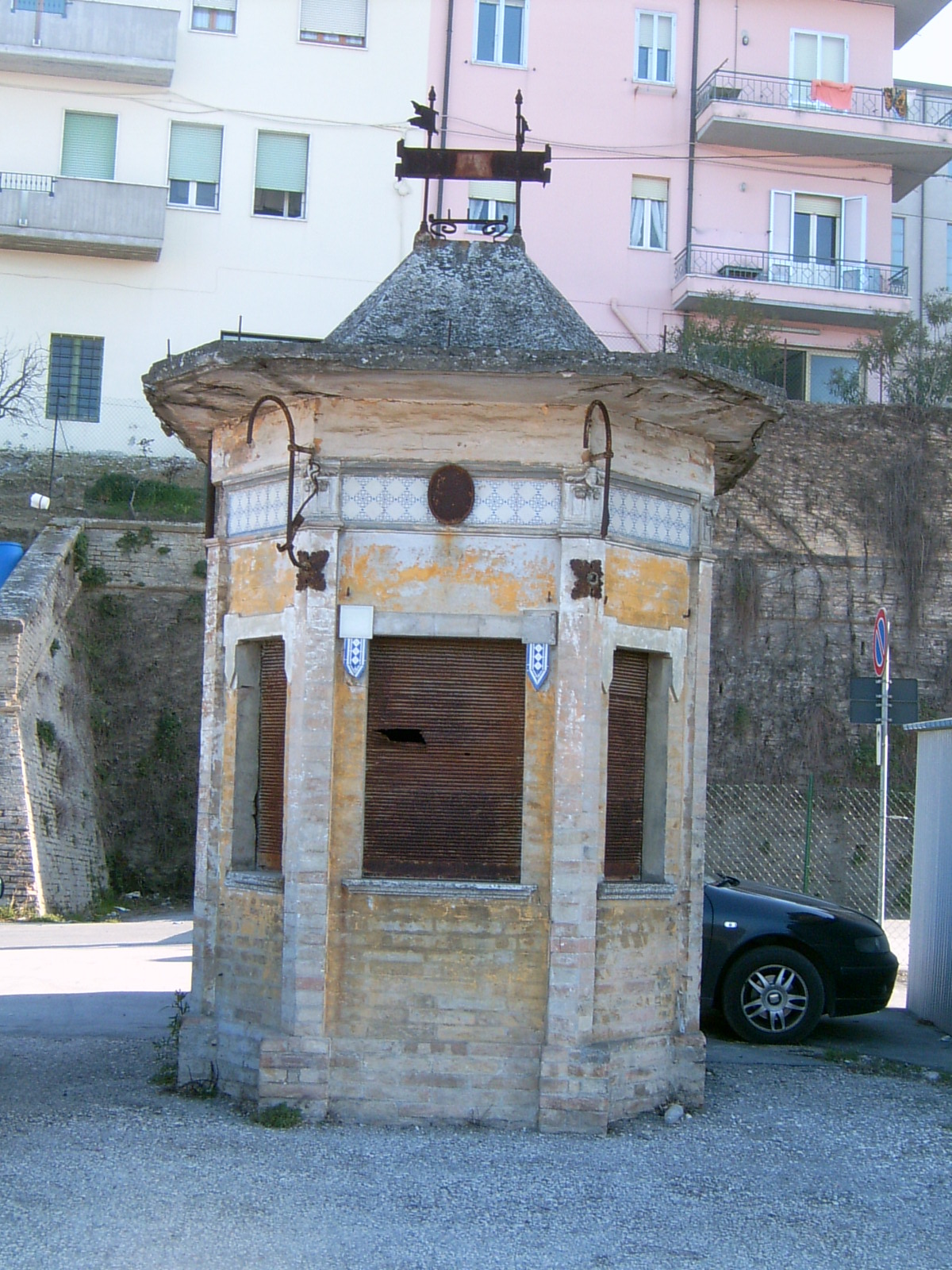 Biglietteria della Stazione di Fermo