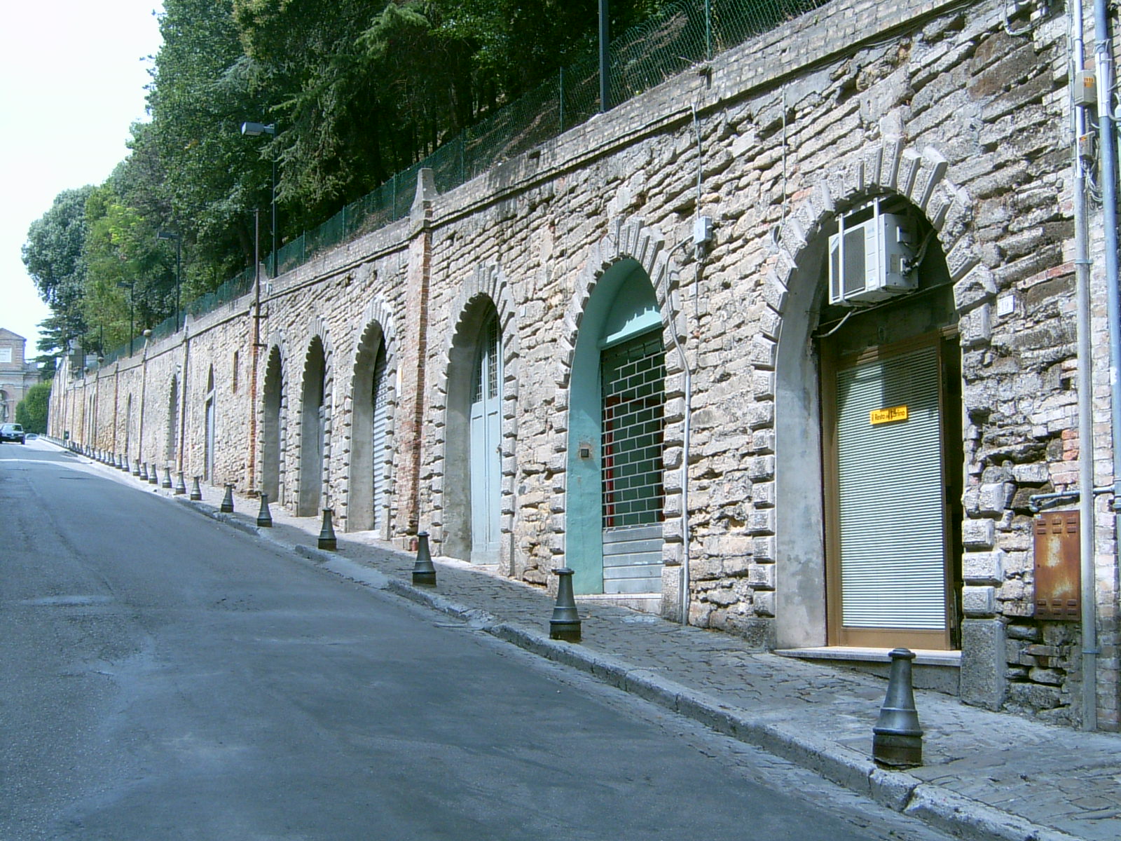 Muro di contenimento