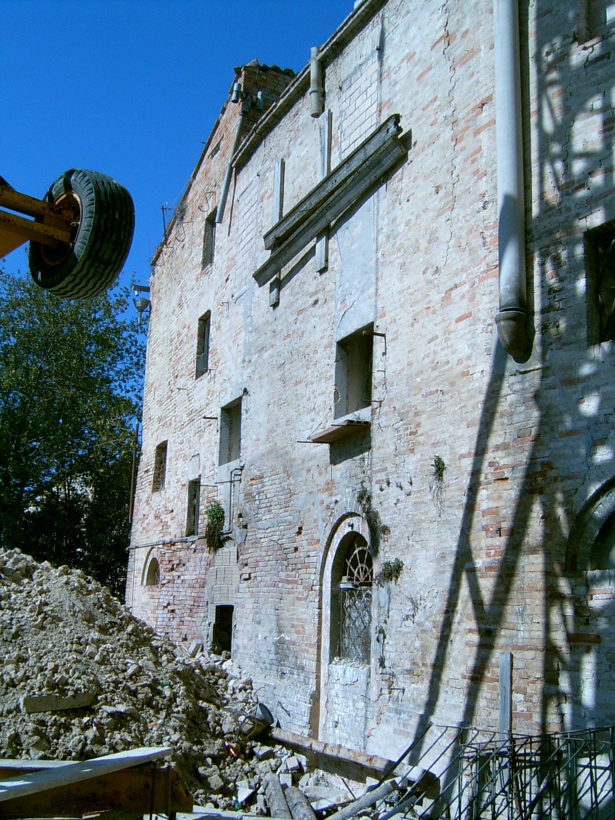Scuderie di Palazzo Gigliucci