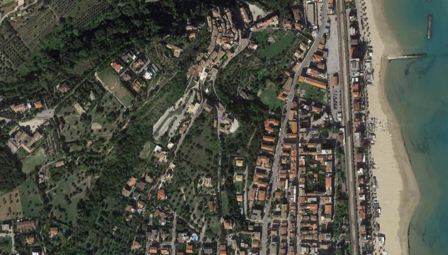 ritrovamento sporadico, elemento architettonico