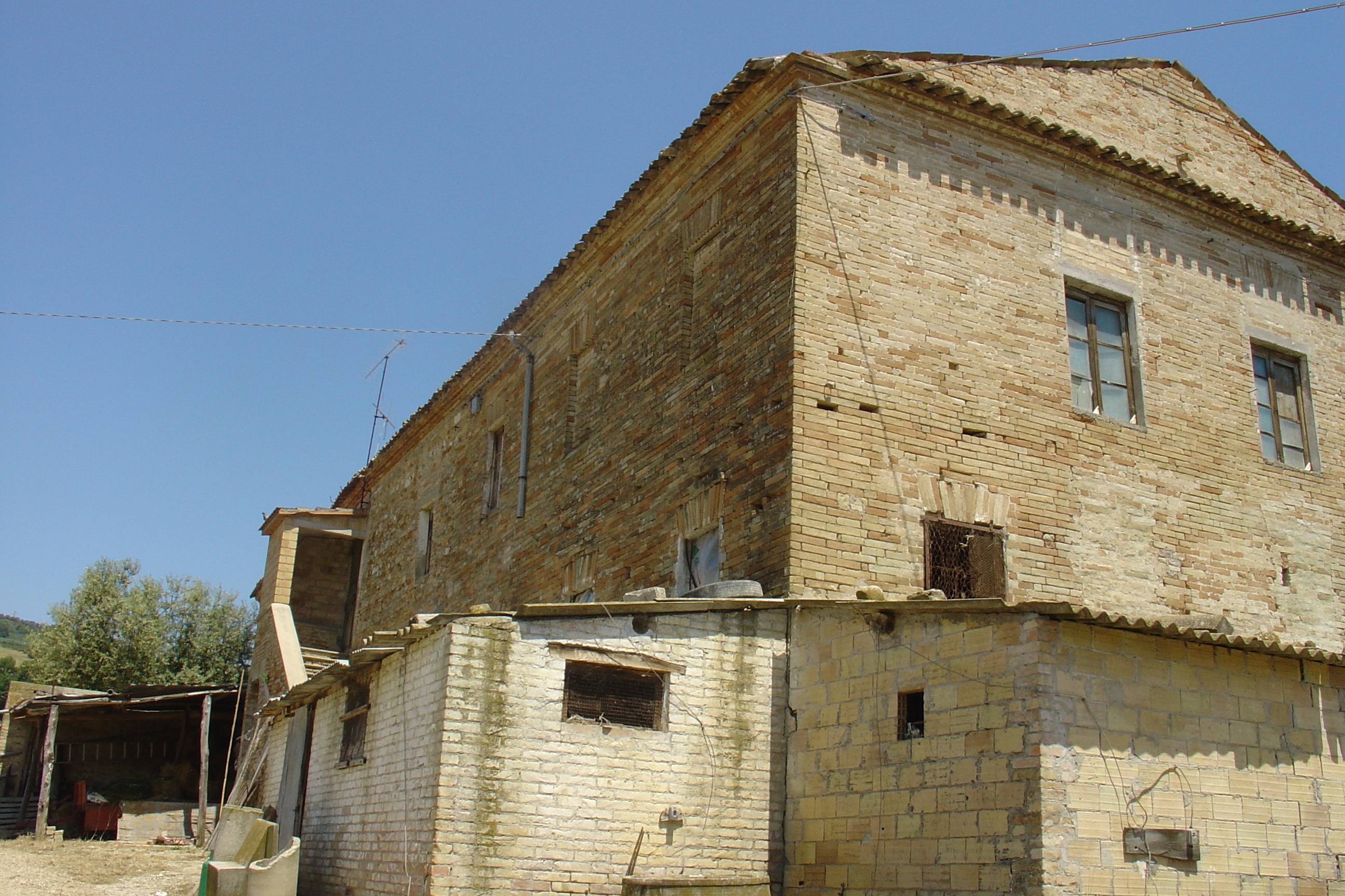 Casolare valdaso