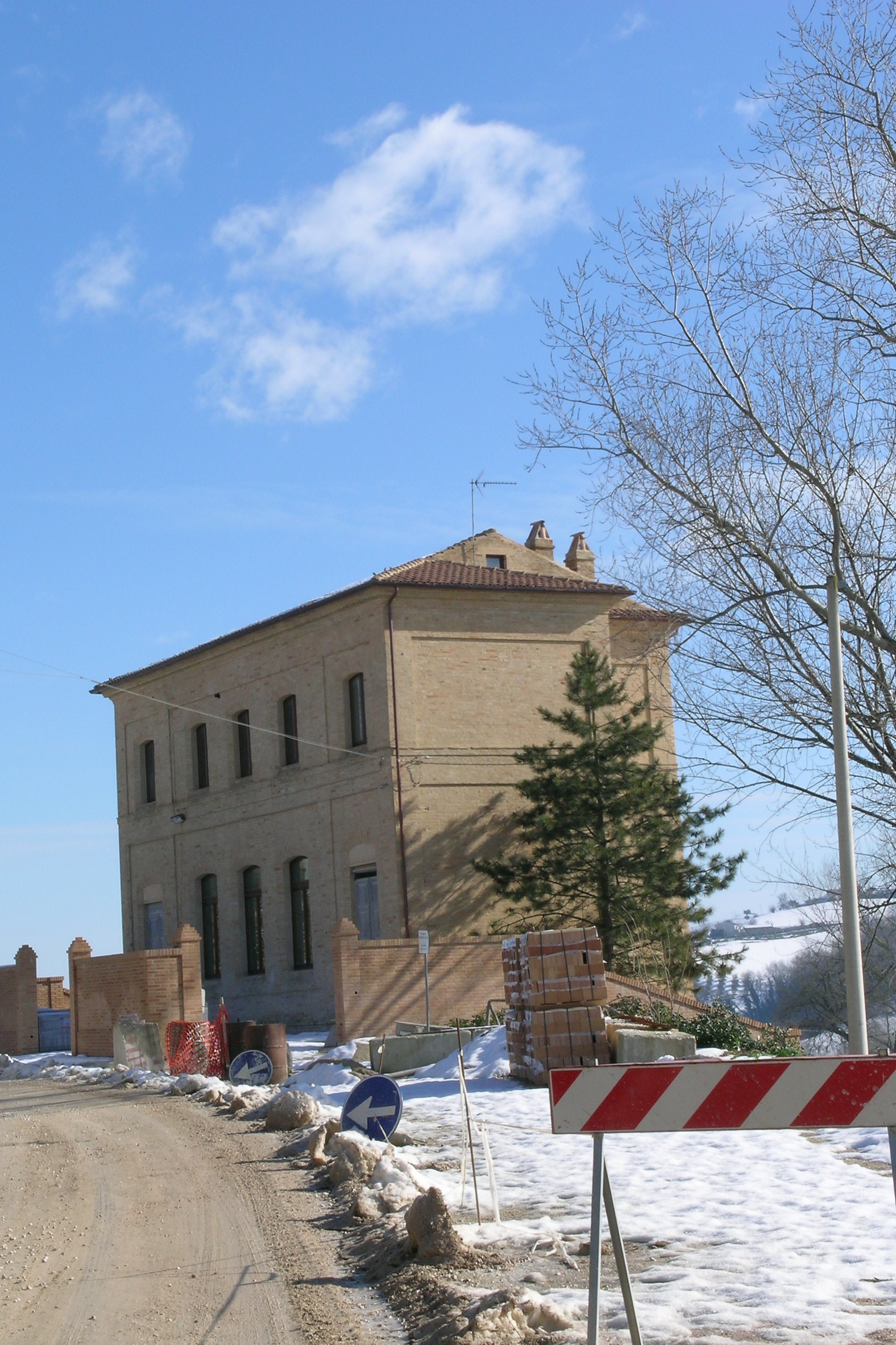 Palazzetto di appartamenti