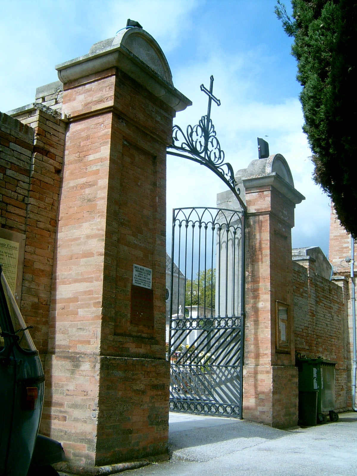 Cimitero comunale