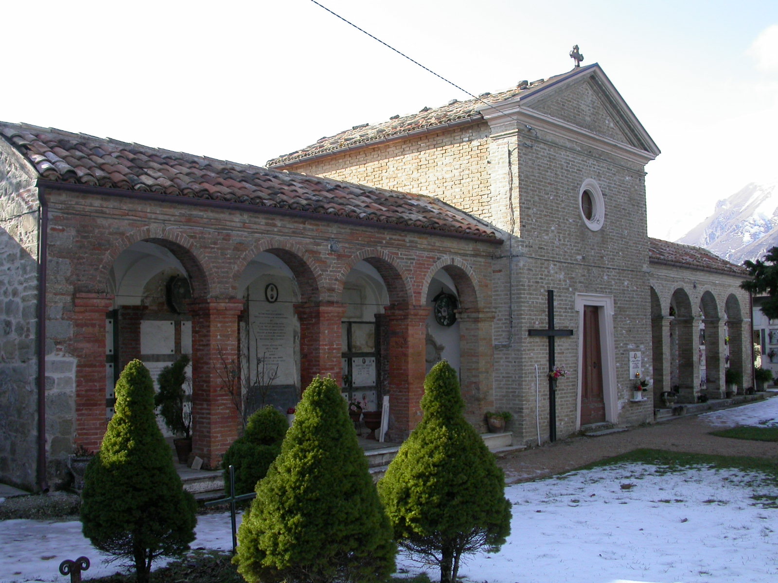 Cimitero comunale di Montemonaco