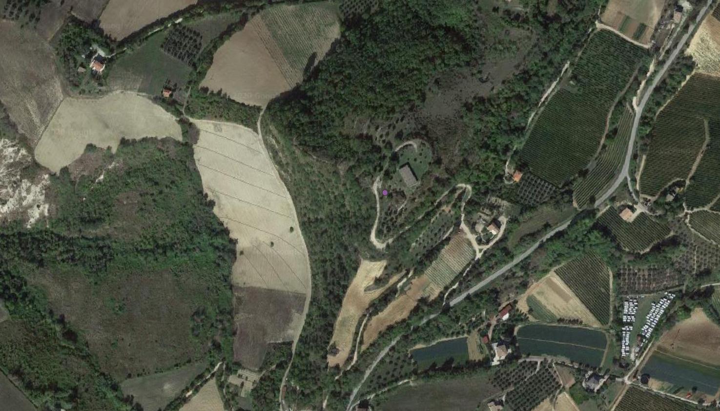 deposizione di materiale, ripostiglio