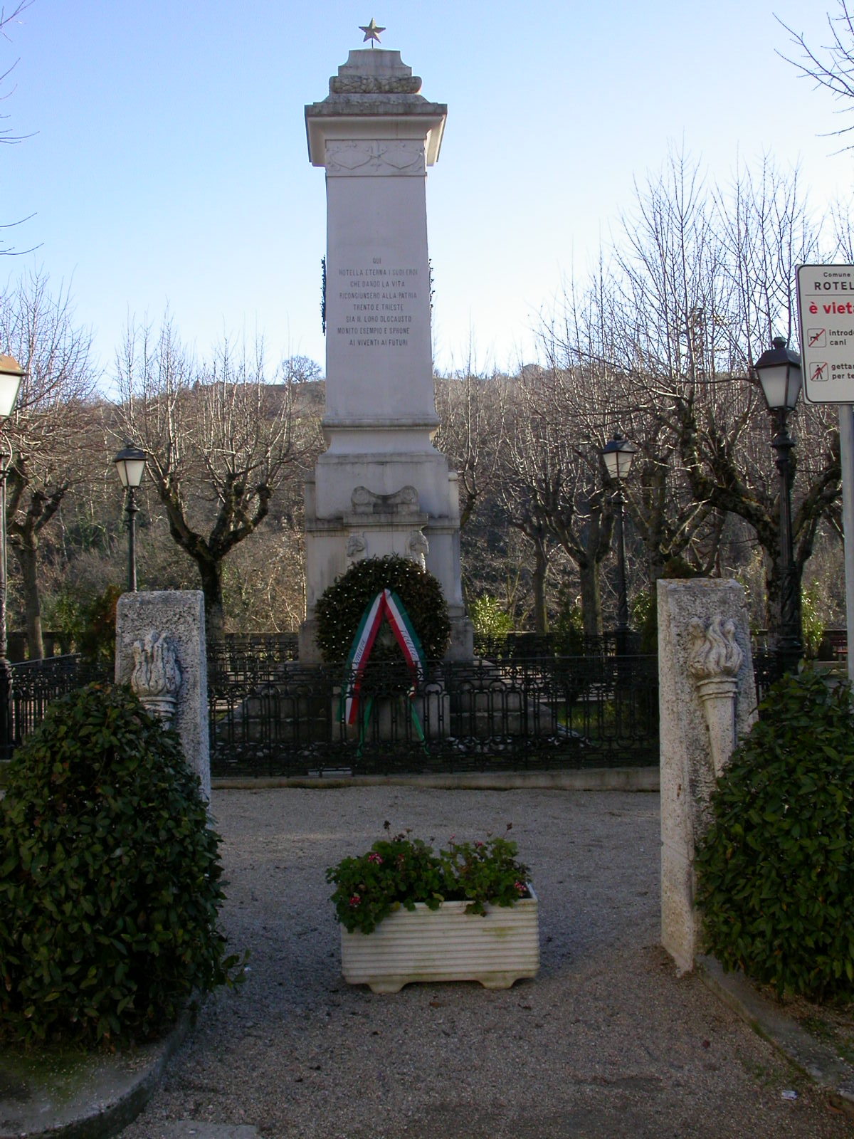 Monumento ai Caduti