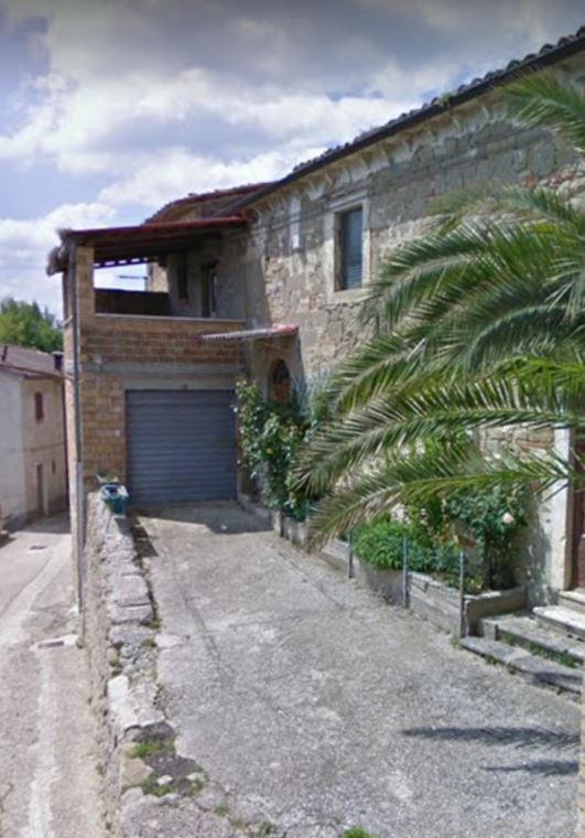 Casa parrocchiale in Vallorano