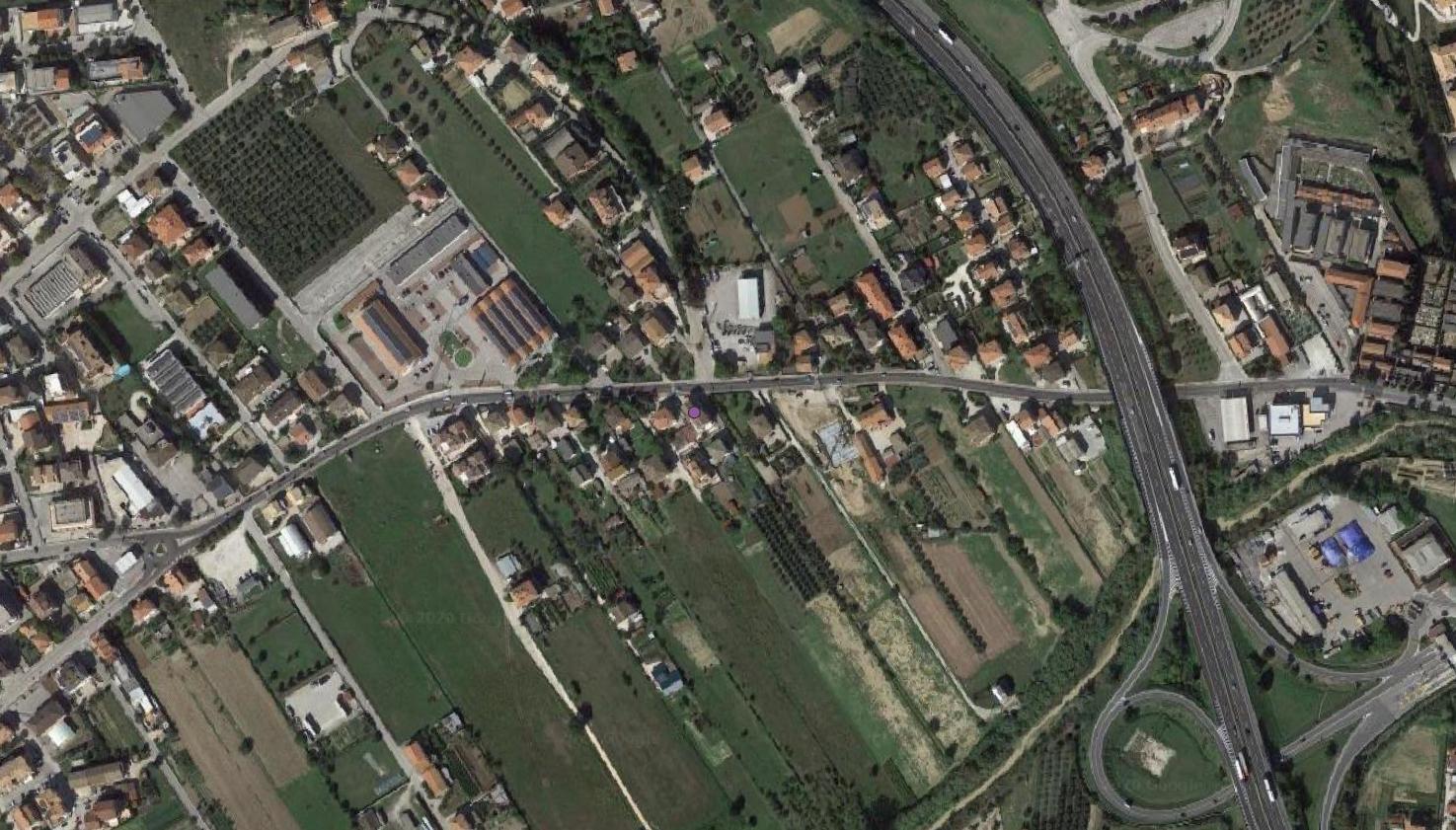 luogo con ritrovamento sporadico, frammenti fittili