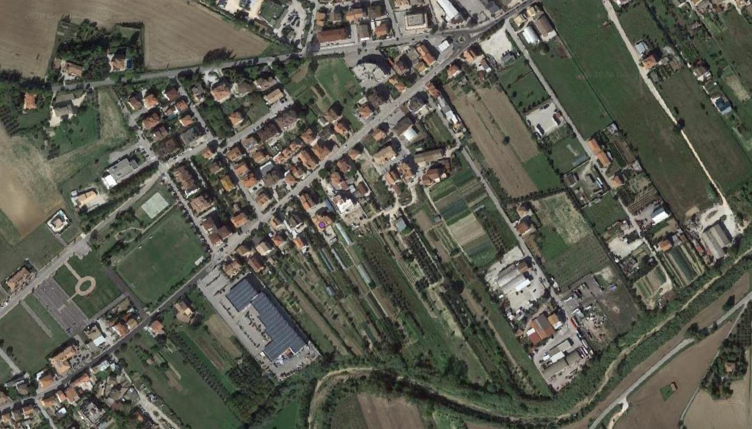 luogo con ritrovamento sporadico, frammenti fittili