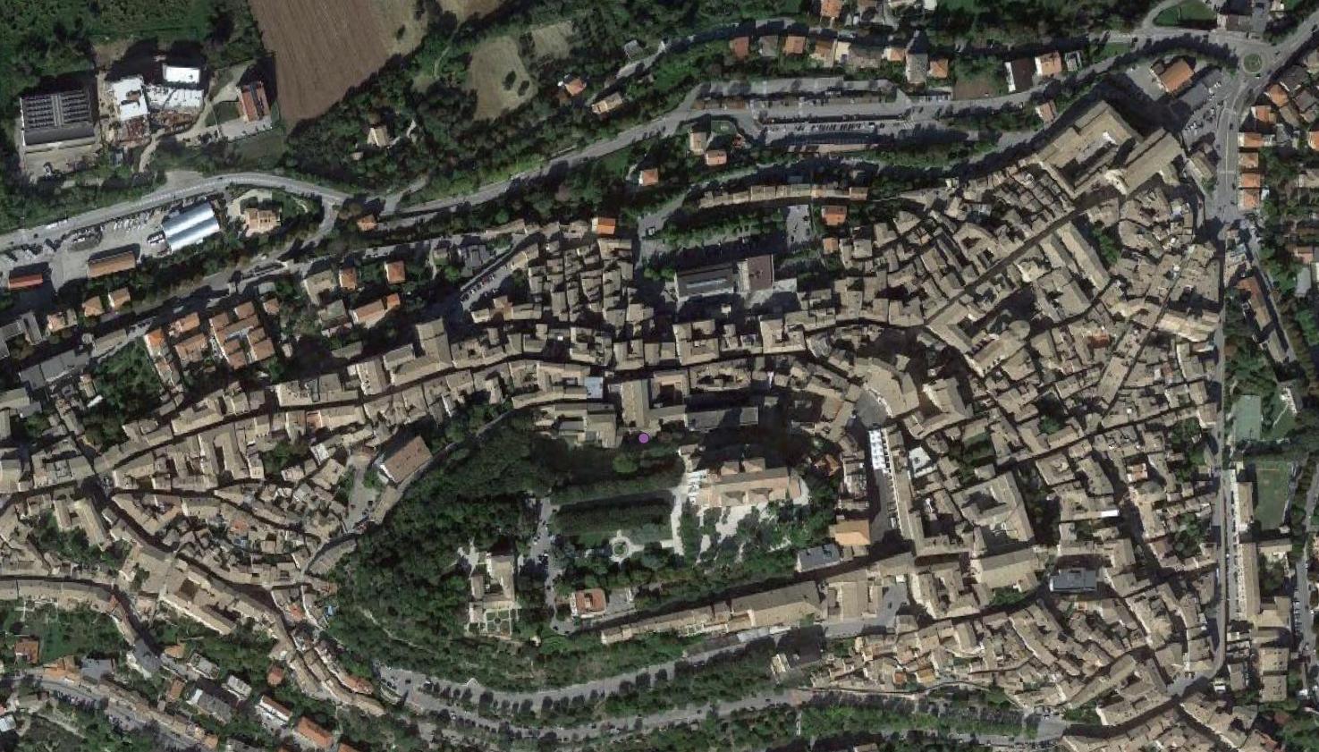 sito non identificato, struttura muraria