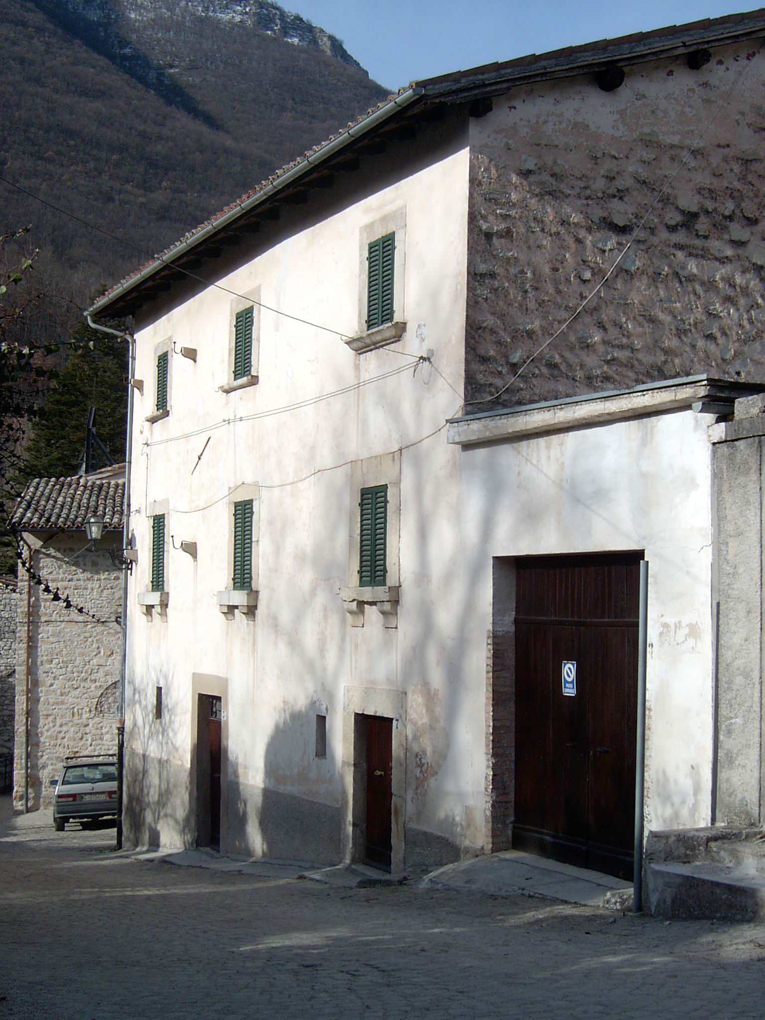 Casa a schiera