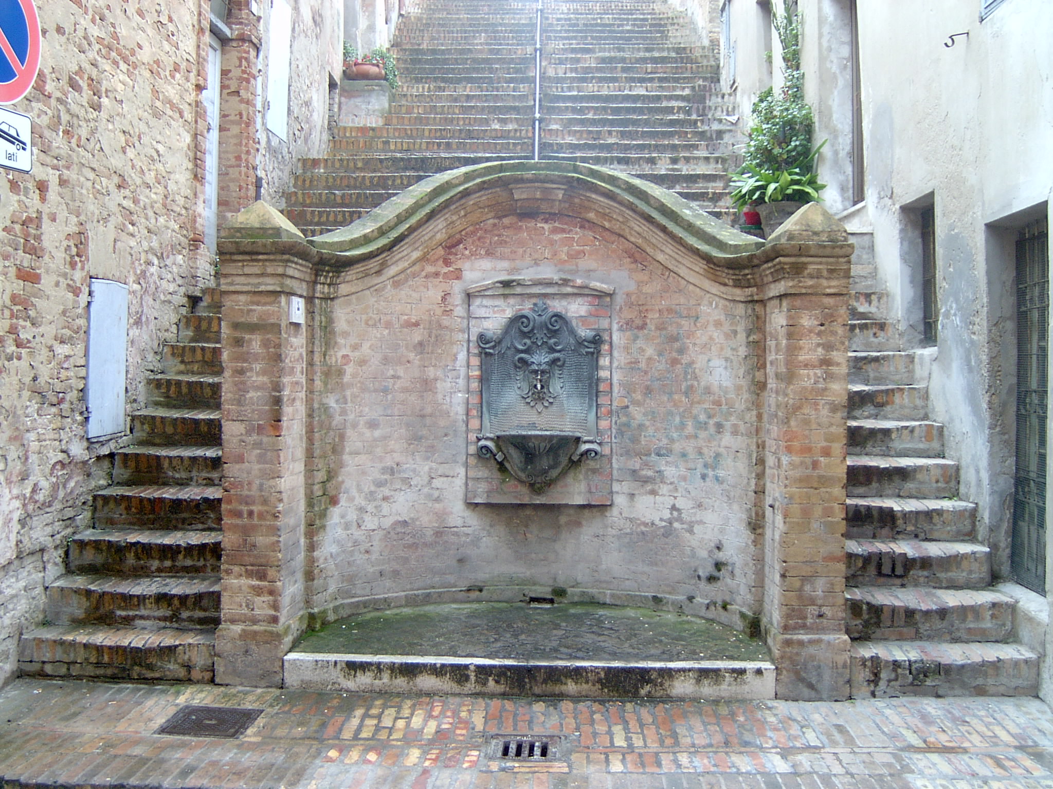 Fonte della Salita di S. Agostino