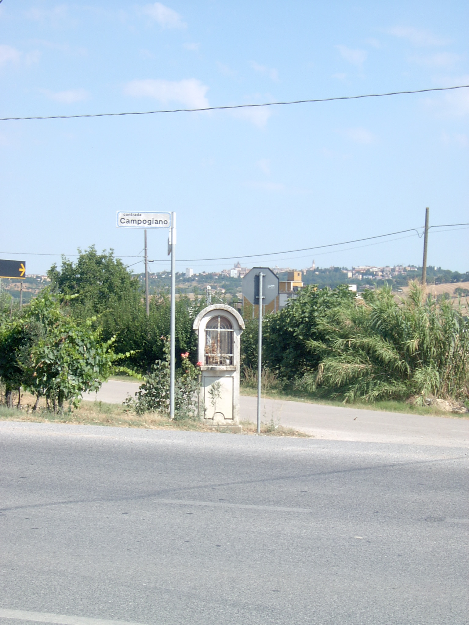 Edicola della Madonna del Pianto