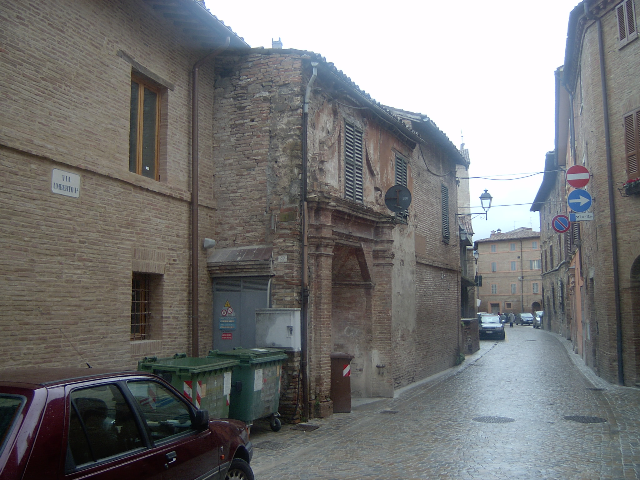Fontana pubblica