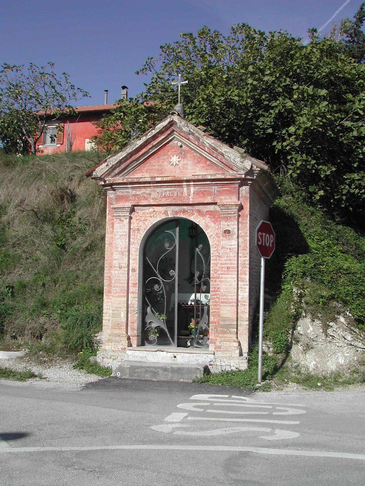 Edicola di S. Pacifico