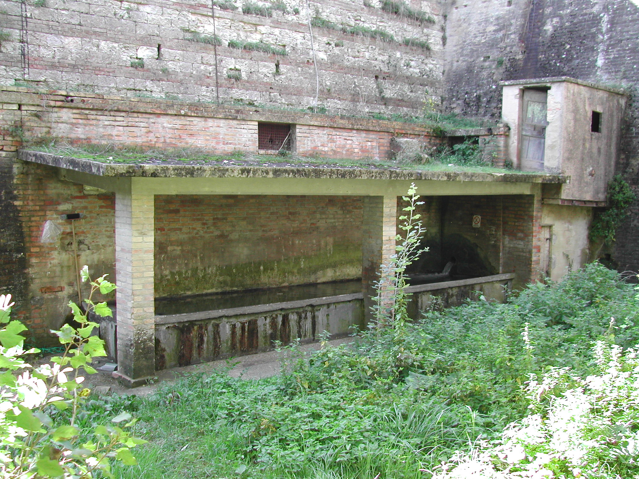 Lavatoio pubblico
