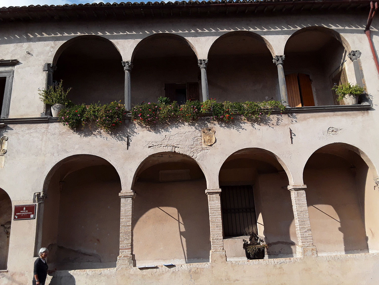 Porticato nel Borgo Fontenuova