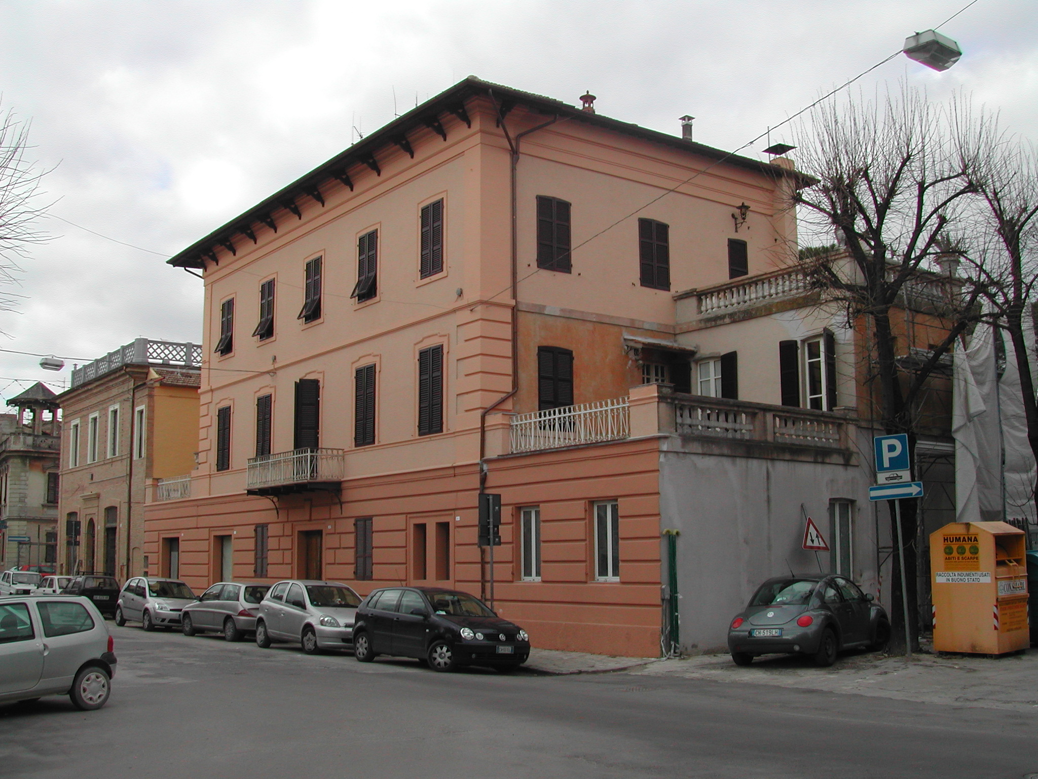 Palazzetto di appartamenti
