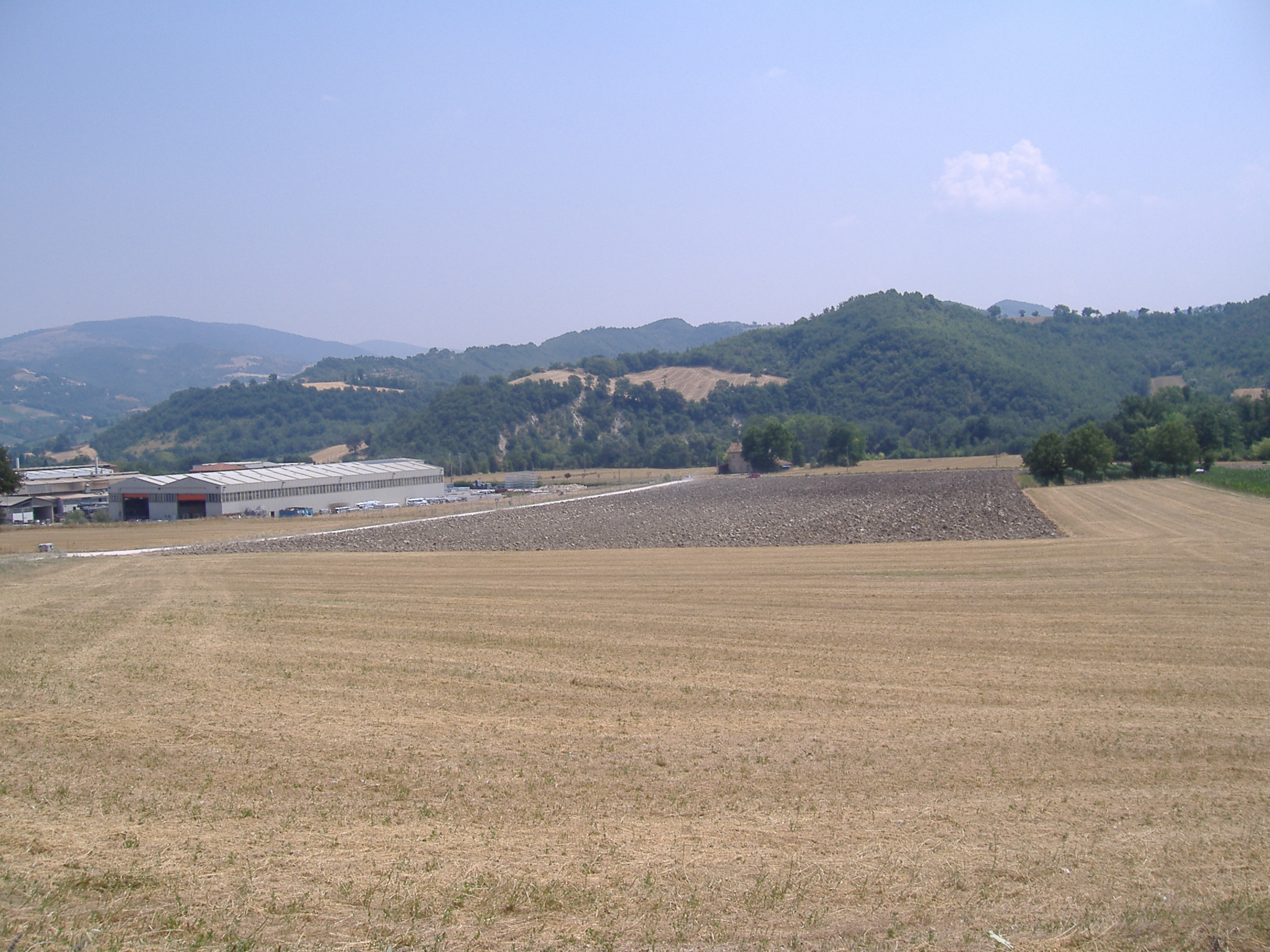 area di materiale mobile, area di frammenti fittili e materiali da costruzione
