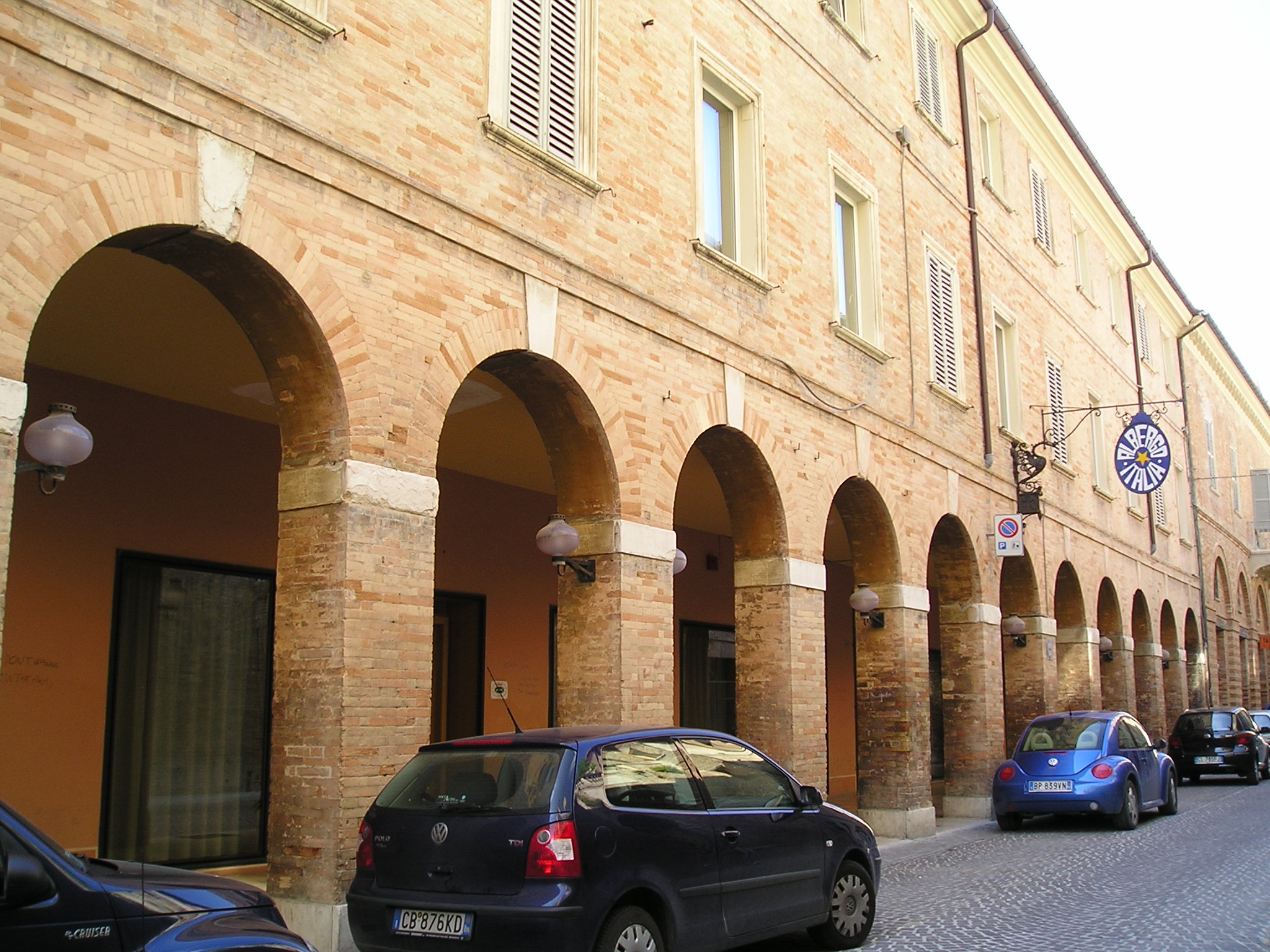 Porticato pubblico