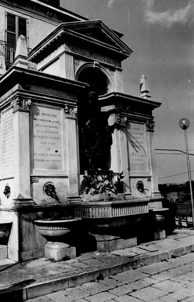fontana, monumentale