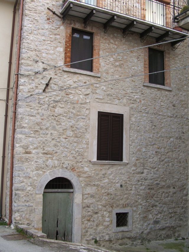 Porta Fontana