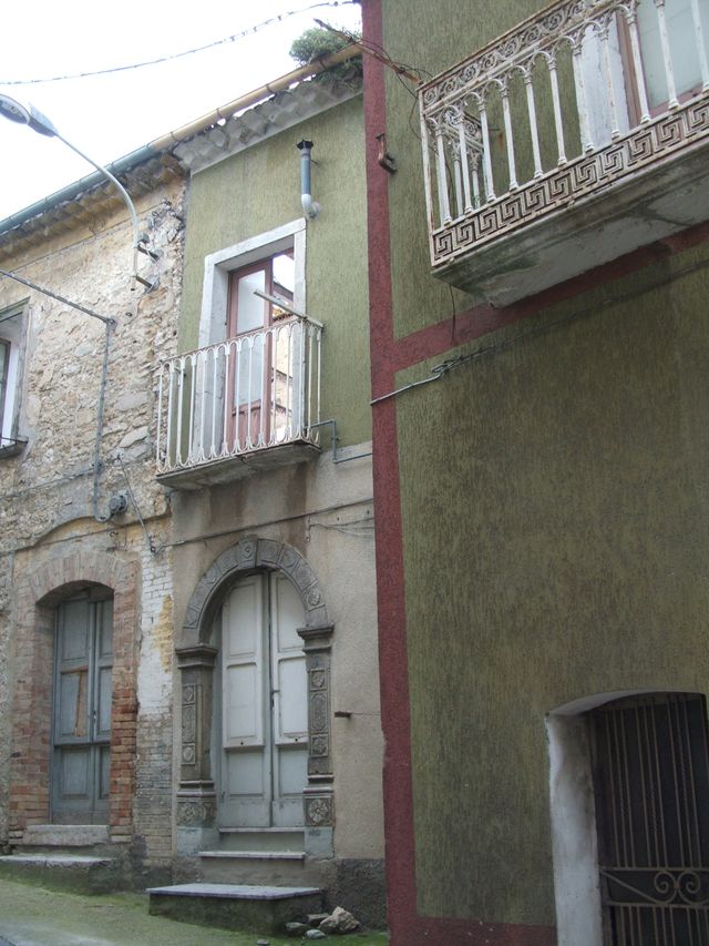 casa, plurifamiliare