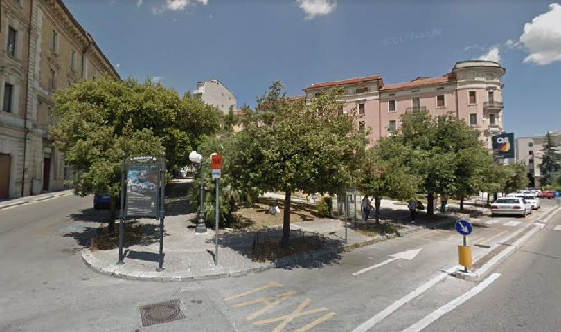 Giardino Fra Immacolato Brienza , Piazza Vincenzo Cuoco