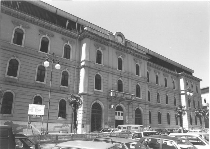 Istituto Tecnico Comm. L. Pilla