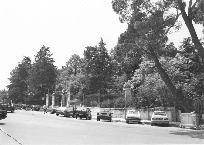 Villa Comunale De Capoa , Villa De Capua, Villa Littorio, Orto Botanico Convento dei Padri Celestini
