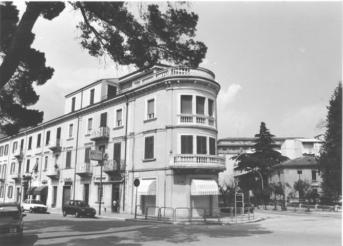 palazzo, residenziale plurifamiliare