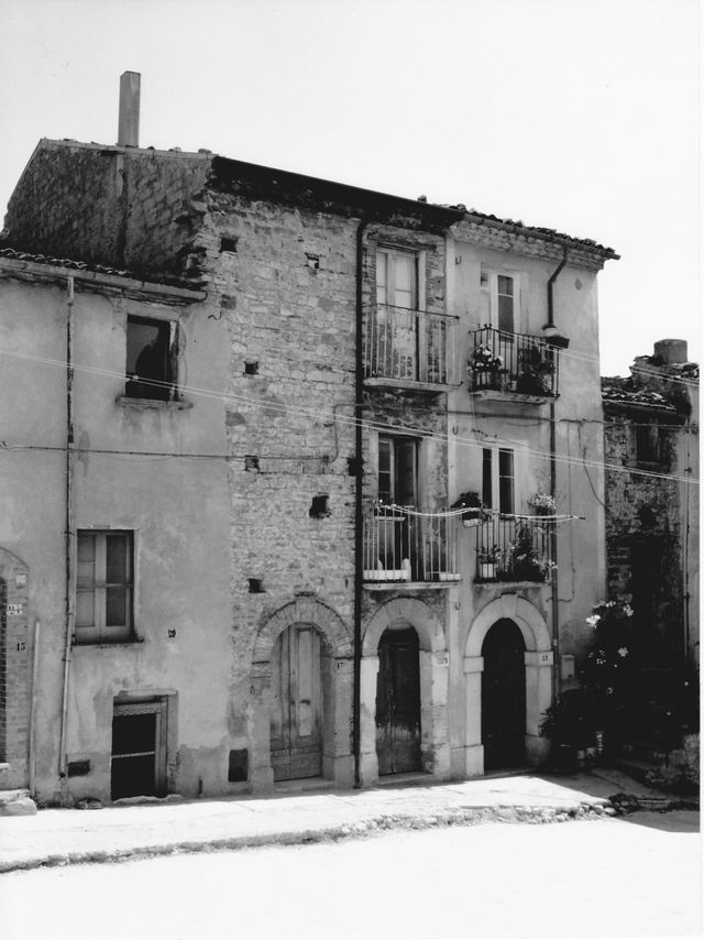 casa, plurifamiliare