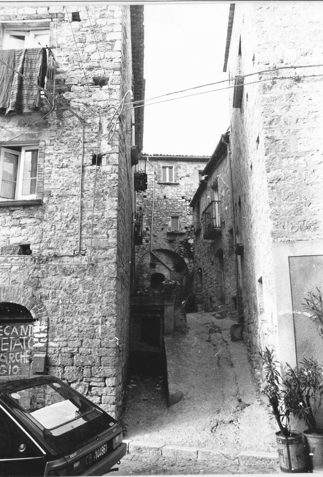 casa, plurifamiliare