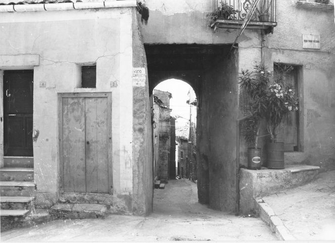 casa, plurifamiliare
