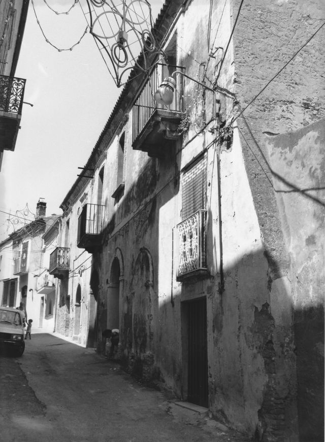 casa a schiera, plurifamiliare