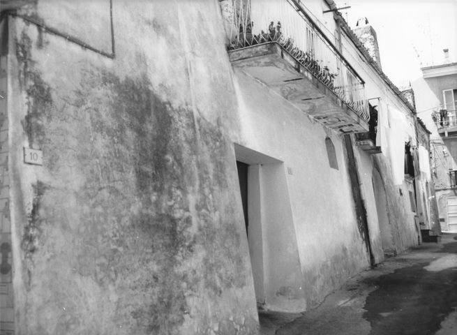 casa, plurifamiliare