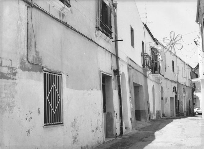 complesso di edifici, a schiera, plurifamiliare